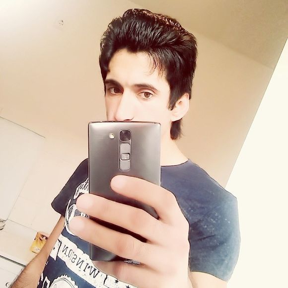 Meet your Posher, Davood - Picture 1 of 1